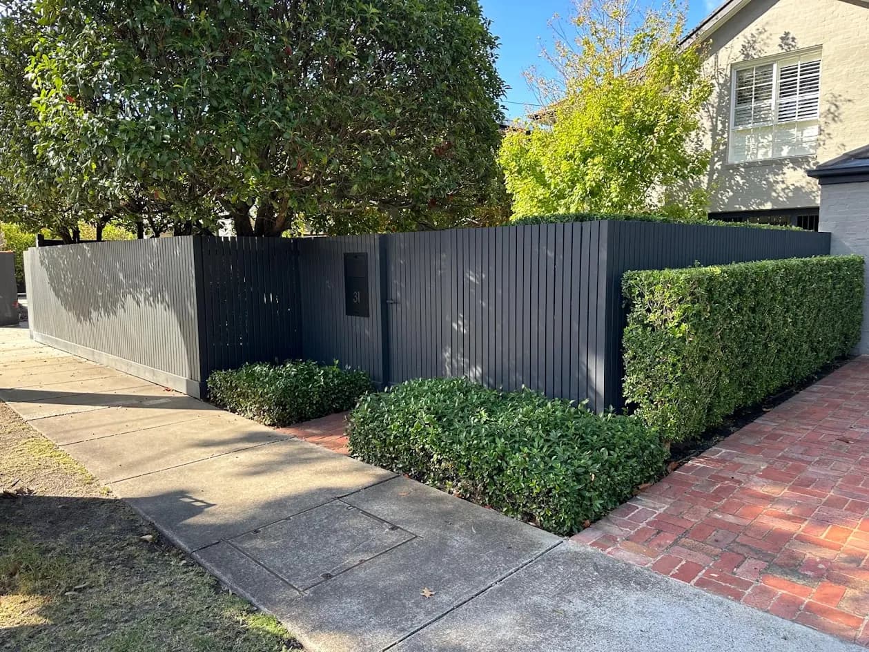 Picket Fencing